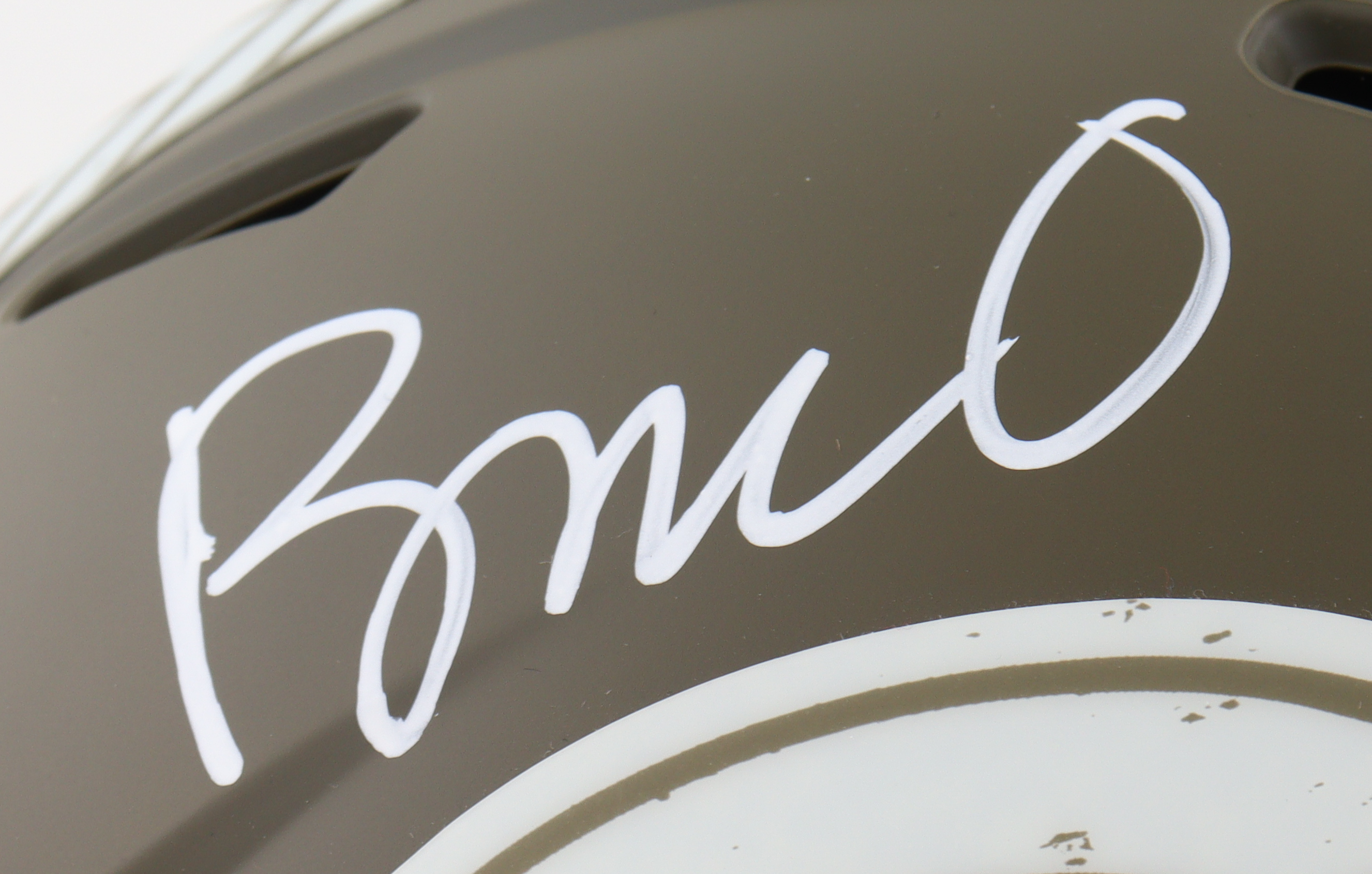 Rome Odunze Signed Bears Full-Size Authentic On-Field Salute to Service Alternate Speed Helmet (Fanatics) at PristineAuction.com Rome Odunze Signed Bears Full-Size Authentic On-Field Salute to Service Alternate Speed Helmet (Fanatics) at PristineAuction.com