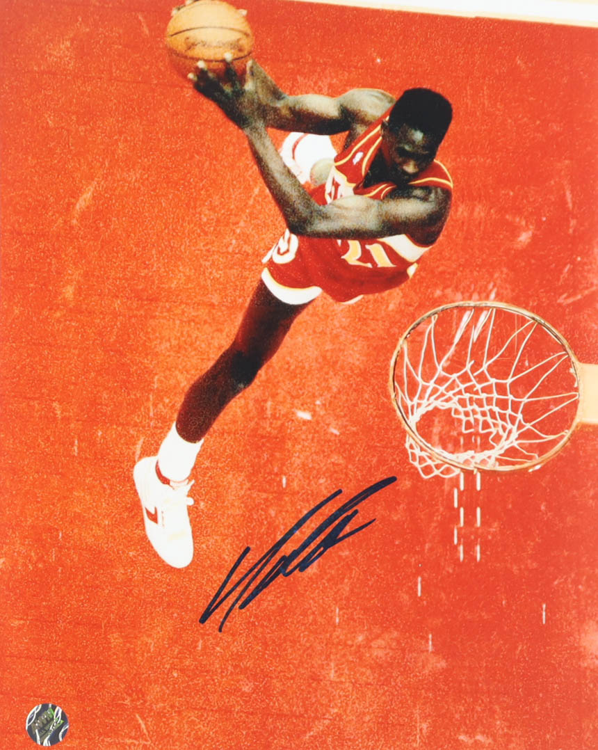 Dominique Wilkins Signed Hawks 8x10 Photo (AWM) at PristineAuction.com Dominique Wilkins Signed Hawks 8x10 Photo (AWM) at PristineAuction.com
