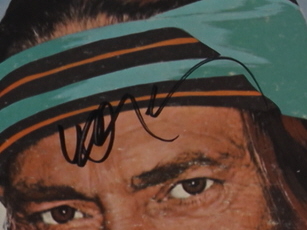 Willie Nelson Signed "Always On My Mind" Vinyl Record Album (JSA) at PristineAuction.com Willie Nelson Signed "Always On My Mind" Vinyl Record Album (JSA) at PristineAuction.com