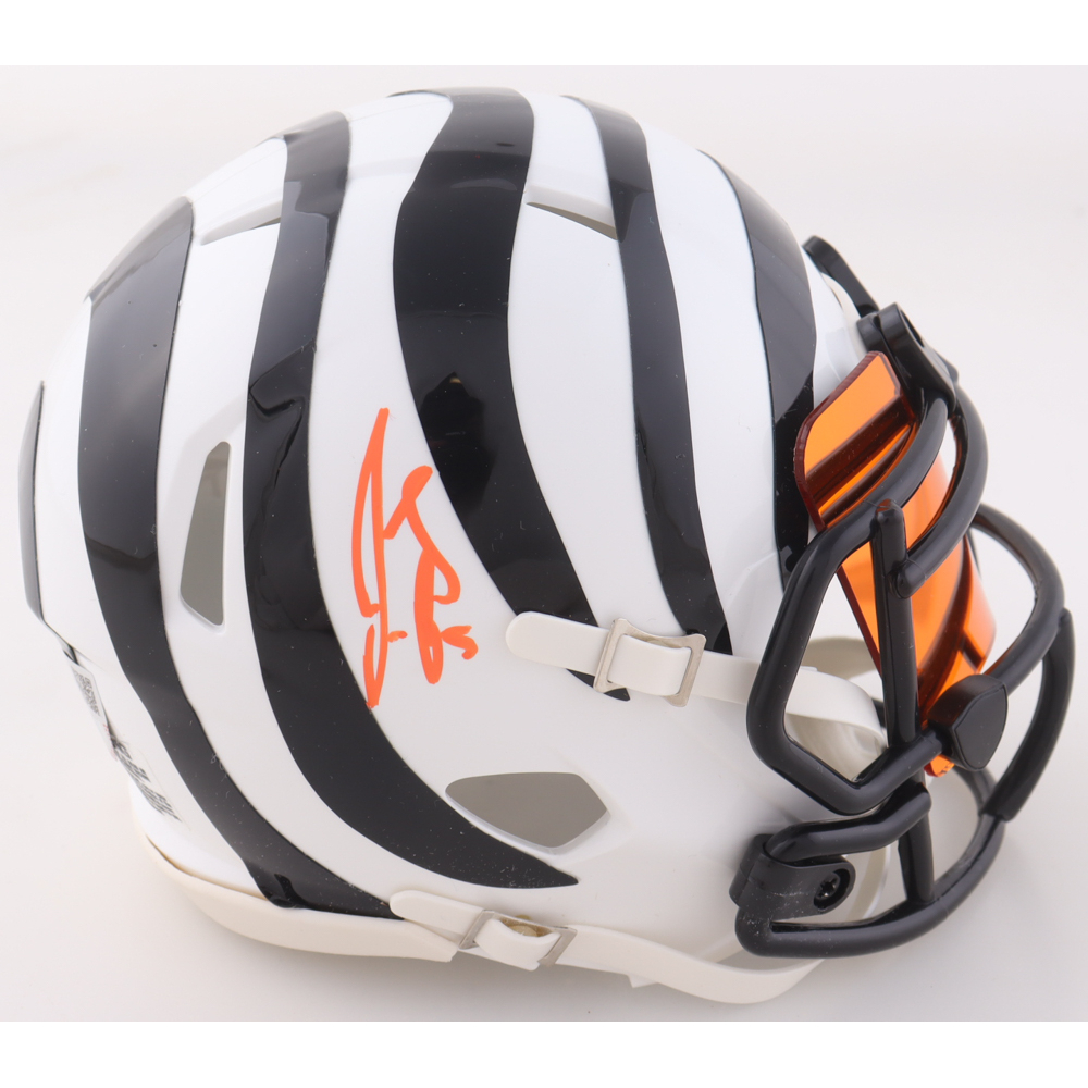 Joe Burrow Signed Bengals Speed Mini Helmet With Visor (Fanatics) at PristineAuction.com