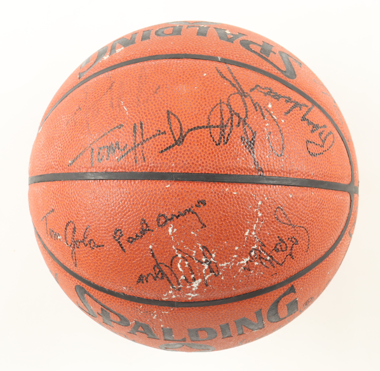 Kareem Abdul-Jabbar, Magic Johnson, Wilt Chamberlain, Oscar Robertson | NBA Hall of Famers & Legends Basketball with Display Case (28) (Beckett) at PristineAuction.com Kareem Abdul-Jabbar, Magic Johnson, Wilt Chamberlain, Oscar Robertson | NBA Hall of Famers & Legends Basketball with Display Case (28) (Beckett) at PristineAuction.com