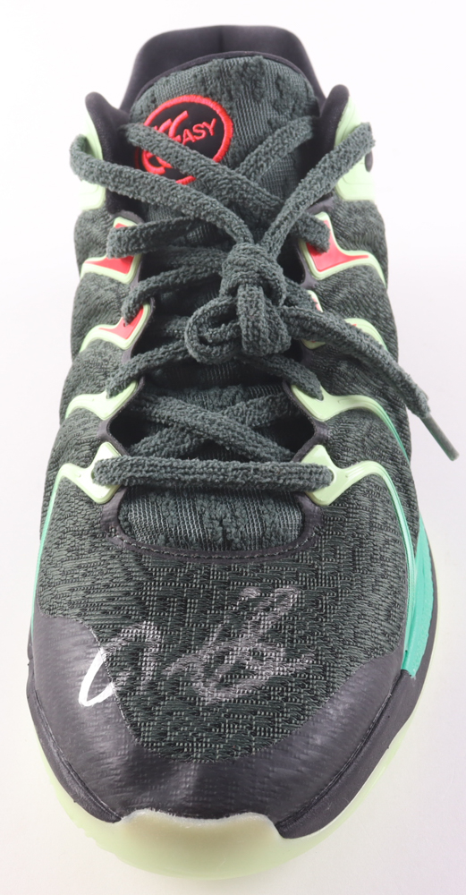 Kevin Durant Signed KD Nike Basketball Shoe (JSA) at PristineAuction.com Kevin Durant Signed KD Nike Basketball Shoe (JSA) at PristineAuction.com