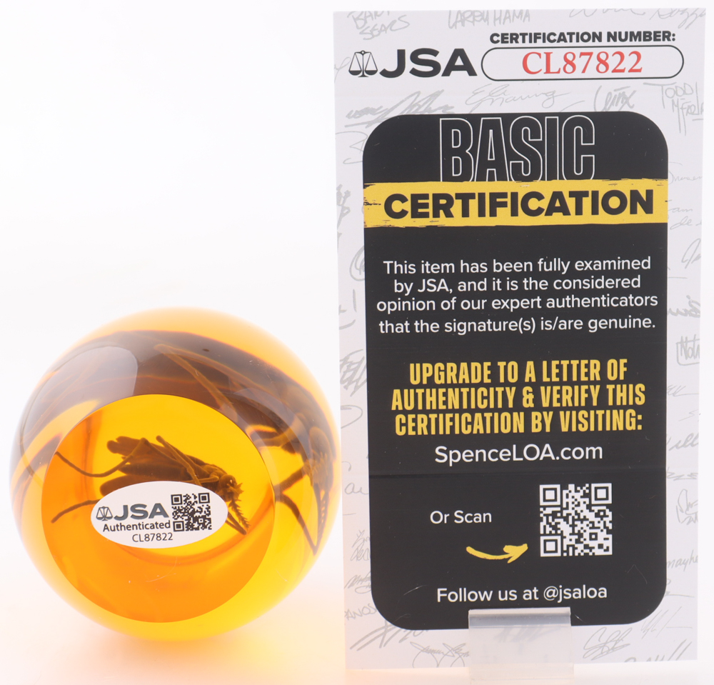Jeff Goldblum Signed "Jurassic Park" Replica Mosquito In Amber (JSA) at PristineAuction.com Jeff Goldblum Signed "Jurassic Park" Replica Mosquito In Amber (JSA) at PristineAuction.com