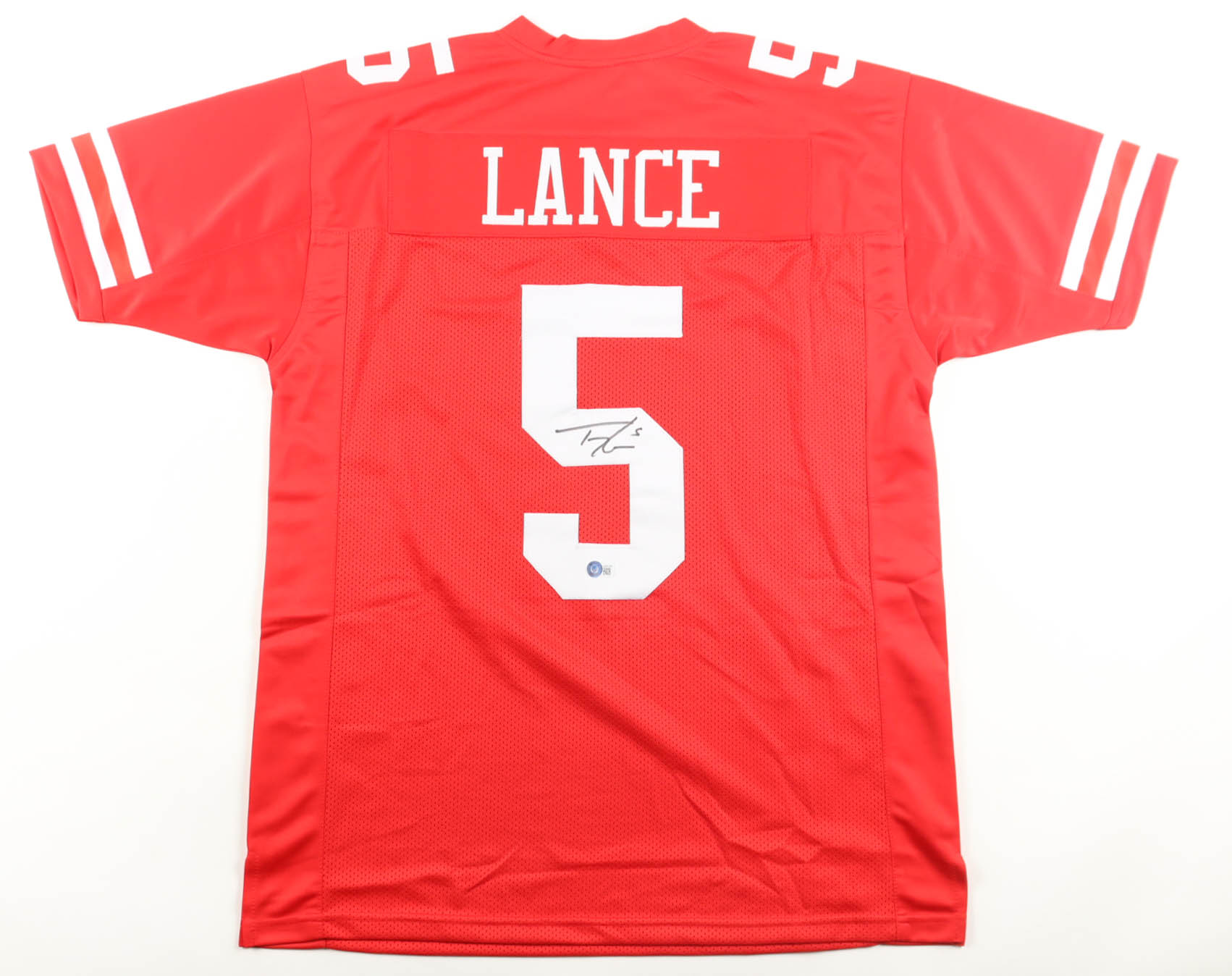 Trey Lance Signed Jersey (Beckett) at PristineAuction.com Trey Lance Signed Jersey (Beckett) at PristineAuction.com