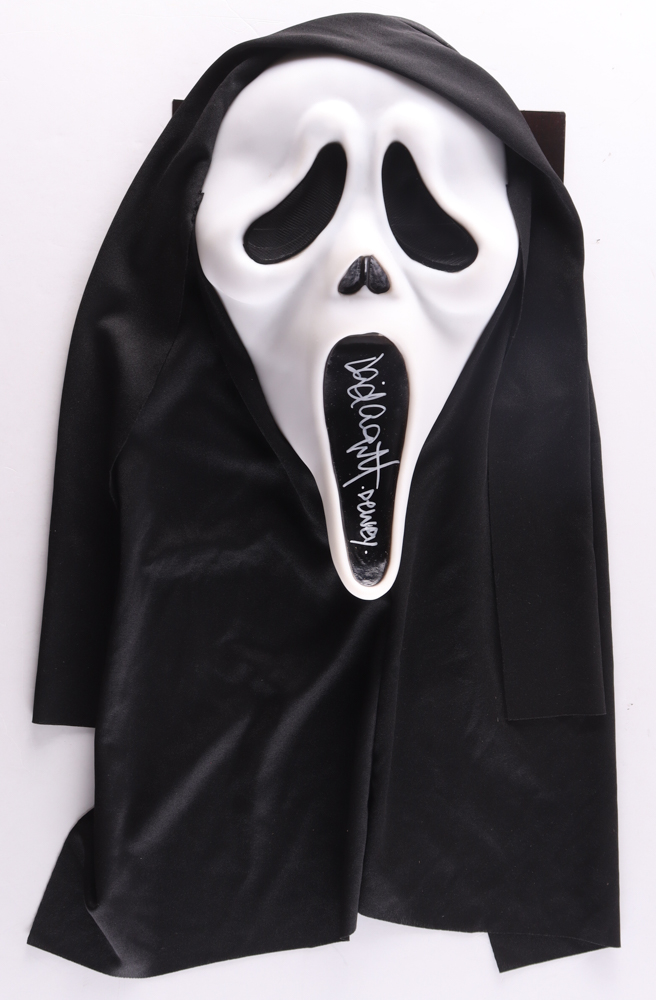 David Arquette Signed "Scream" Ghost Face Mask Inscribed "Dewey" (JSA) at PristineAuction.com David Arquette Signed "Scream" Ghost Face Mask Inscribed "Dewey" (JSA) at PristineAuction.com