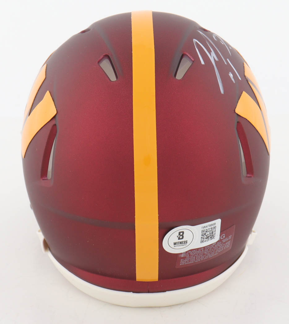 Jahan Dotson Signed Commanders Speed Mini Helmet (Beckett) at PristineAuction.com Jahan Dotson Signed Commanders Speed Mini Helmet (Beckett) at PristineAuction.com
