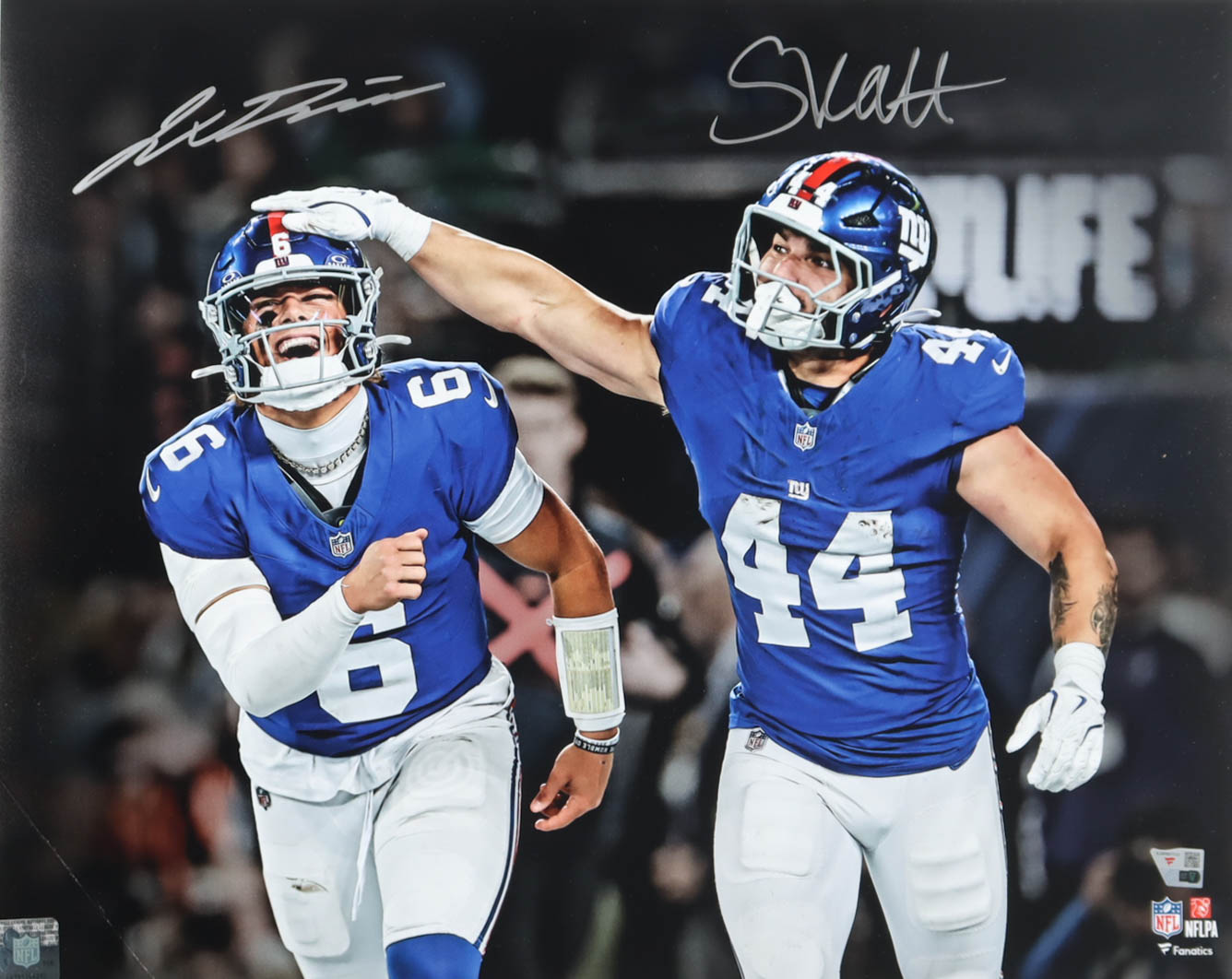 Jaxson Dart & Cam Skattebo Signed Giants 16x20 Photo (Fanatics) at PristineAuction.com Jaxson Dart & Cam Skattebo Signed Giants 16x20 Photo (Fanatics) at PristineAuction.com