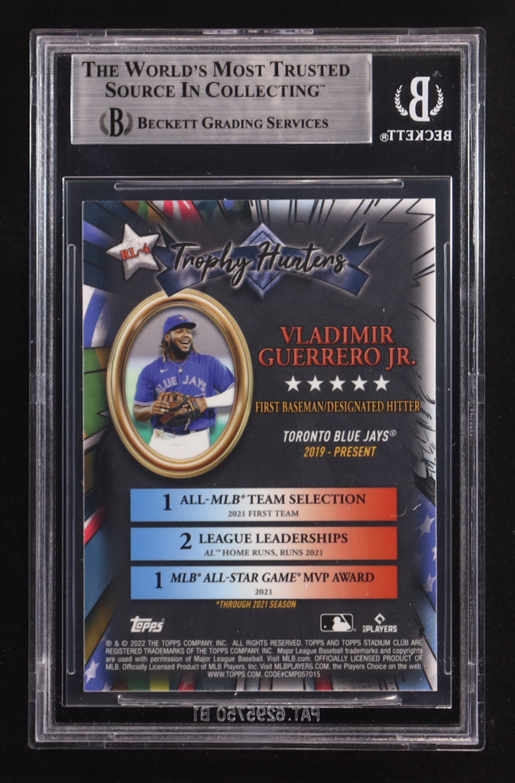 Vladimir Guerrero Jr. 2022 Topps Stadium Club Chrome Trophy Hunters #RL-4 (BGS 8) at PristineAuction.com Vladimir Guerrero Jr. 2022 Topps Stadium Club Chrome Trophy Hunters #RL-4 (BGS 8) at PristineAuction.com