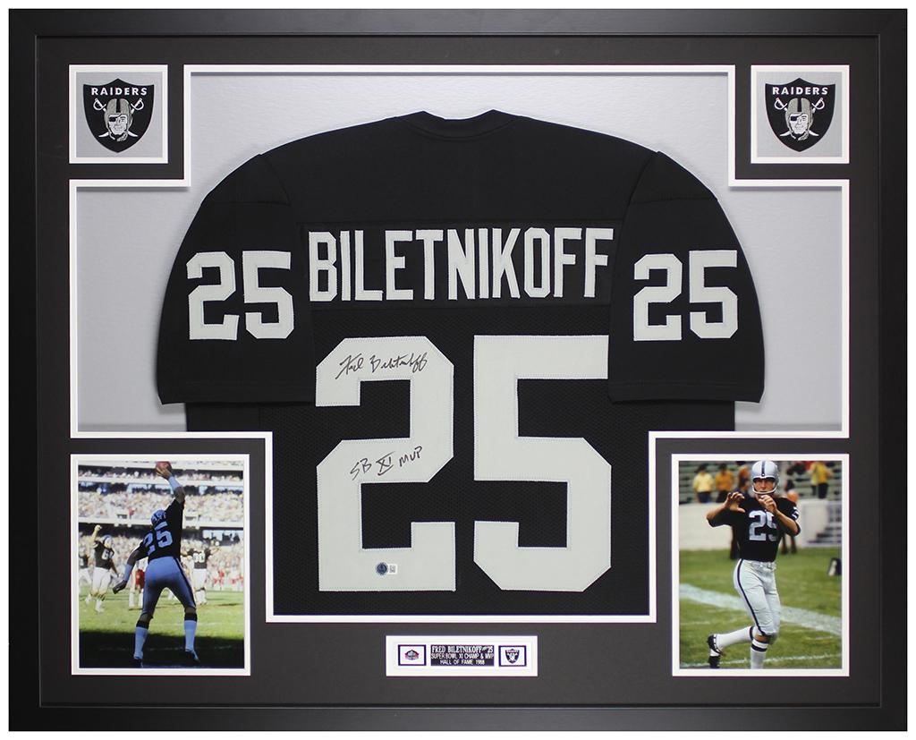 Fred Biletnikoff Signed Custom Framed Jersey Display Inscribed "SB XI MVP" (Beckett) at PristineAuction.com Fred Biletnikoff Signed Custom Framed Jersey Display Inscribed "SB XI MVP" (Beckett) at PristineAuction.com