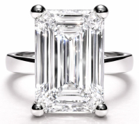 10.04 Carats Lab Grown Diamond Ring G, VVS2 | $15,500 Estimated Retail Value (UGL & IGI Certs) | Emerald Cut| Brand New at PristineAuction.com