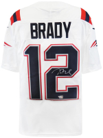 Tom Brady Signed Patriots Nike Authentic Jersey (Fanatics) at PristineAuction.com