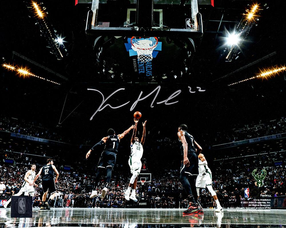 Khris Middleton Signed Bucks 8x10 Photo (Schwartz) at PristineAuction.com Khris Middleton Signed Bucks 8x10 Photo (Schwartz) at PristineAuction.com