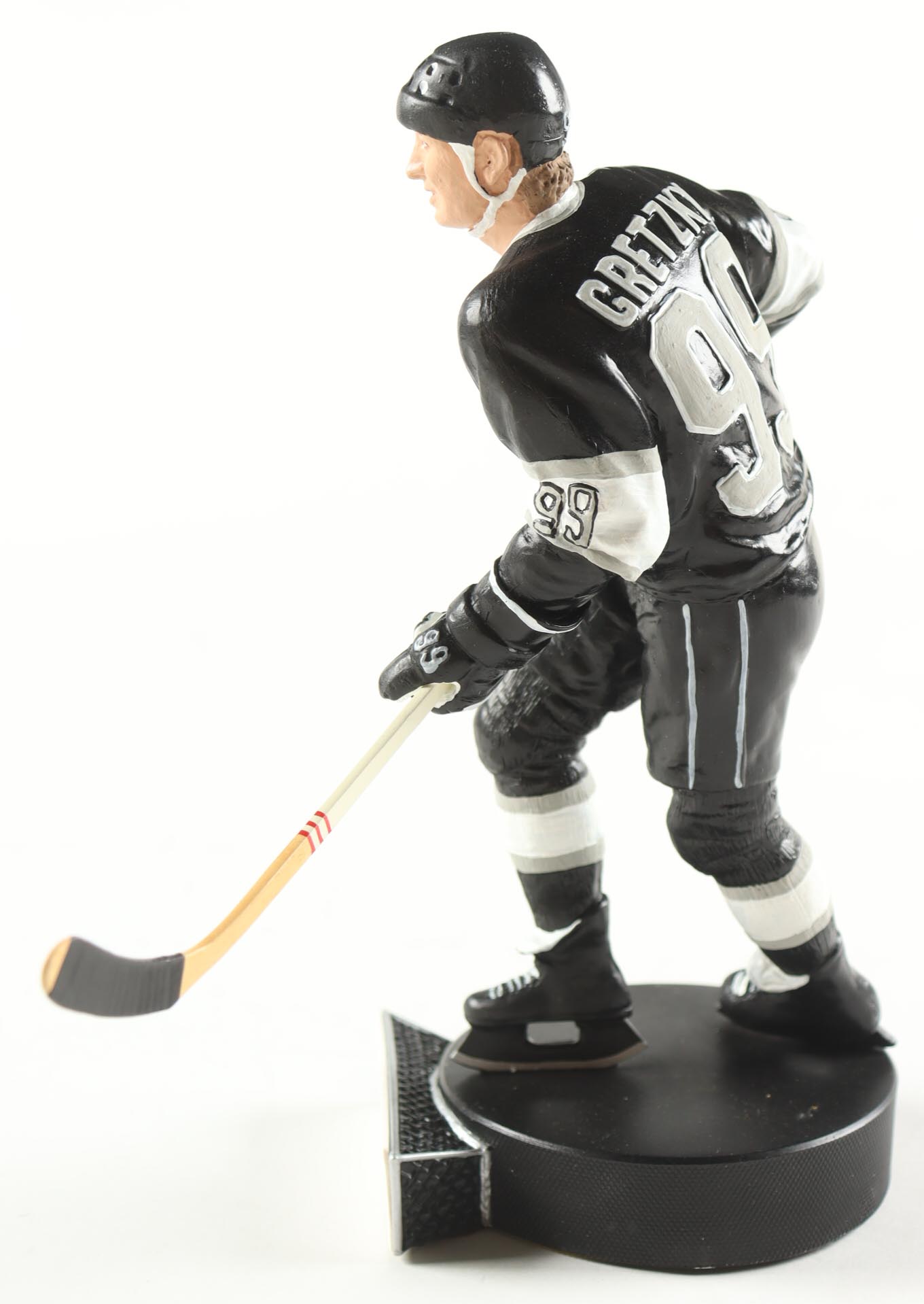 Wayne Gretzky Signed Kings Cut Display with "The Great One" Official Statue #1819 (Gartlan) at PristineAuction.com Wayne Gretzky Signed Kings Cut Display with "The Great One" Official Statue #1819 (Gartlan) at PristineAuction.com