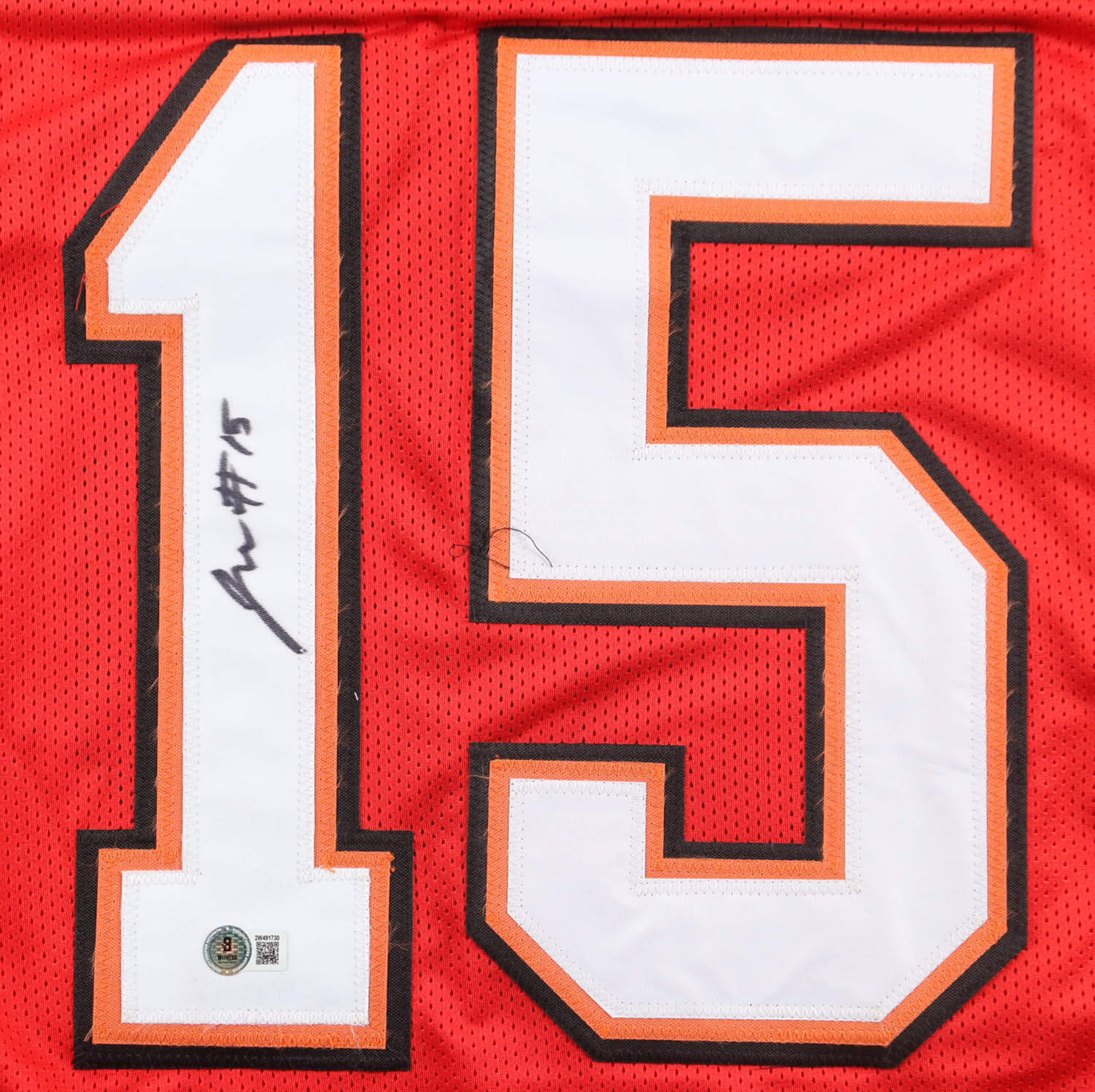 Jalen McMillan Signed Jersey (Beckett) at PristineAuction.com Jalen McMillan Signed Jersey (Beckett) at PristineAuction.com