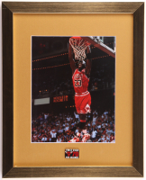Michael Jordan "Slam Dunk" Custom Framed Photo Display with Vintage Bulls 70 Win Season Pin at PristineAuction.com