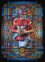 Patrick Mahomes II 2025 Panini Mosaic Stained Glass Jumbo #13 at PristineAuction.com