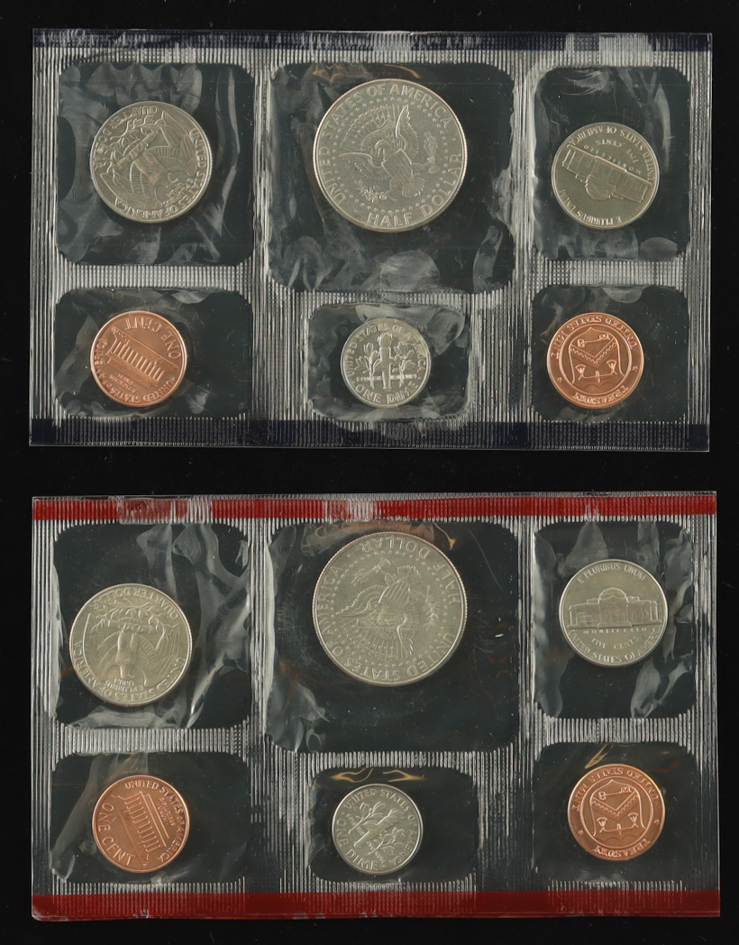 1995 Uncirculated United States Mint Souvenir (12) Coin Set at PristineAuction.com 1995 Uncirculated United States Mint Souvenir (12) Coin Set at PristineAuction.com