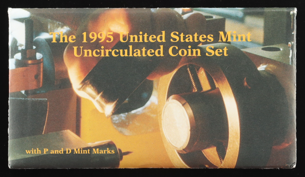 1995 Uncirculated United States Mint Souvenir (12) Coin Set at PristineAuction.com 1995 Uncirculated United States Mint Souvenir (12) Coin Set at PristineAuction.com