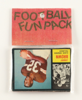 1962 Topps Football Card Fun Pack with (10) Cards at PristineAuction.com