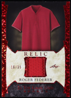 Roger Federer 2022 Leaf ITG Used Sports Red Sparkle Relic #GUM39 #16/35 at PristineAuction.com