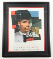 Garth Brooks Signed Signed Commemorative Custom Framed Jerry Joyner Art Print Display (JSA) at PristineAuction.com