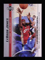 LeBron James 2003-04 Upper Deck Phenomenal Beginning LeBron James #6 RC / Elusive In Traffic at PristineAuction.com