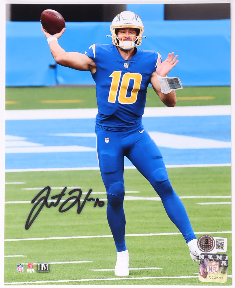 Justin Herbert Signed Chargers 8x10 Photo (Beckett) at PristineAuction.com Justin Herbert Signed Chargers 8x10 Photo (Beckett) at PristineAuction.com