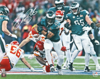 Saquon Barkley Signed Eagles 16x20 Photo (Fanatics) at PristineAuction.com
