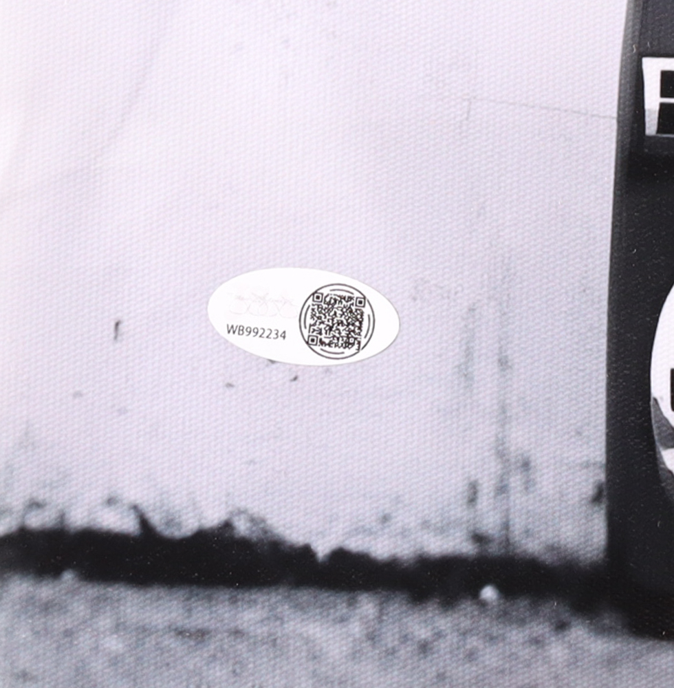 Kevin Smith & Jason Mewes Signed 20x28 Canvas Inscribed "Snootchie Bootchies!" (JSA) at PristineAuction.com Kevin Smith & Jason Mewes Signed 20x28 Canvas Inscribed "Snootchie Bootchies!" (JSA) at PristineAuction.com