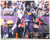 Nahshon Wright Signed Bears 16x20 Photo (JSA) at PristineAuction.com