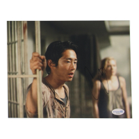 Steven Yeun Signed "The Walking Dead" 8x10 Photo (ACOA) at PristineAuction.com