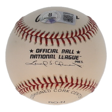 Bob Gibson Signed ONL Baseball (Beckett) at PristineAuction.com Bob Gibson Signed ONL Baseball (Beckett) at PristineAuction.com