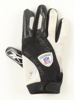 Jerricho Cotchery Signed Game-Used Reebok NFL Football Glove Inscribed "Gam-Used 2006" (Beckett) at PristineAuction.com