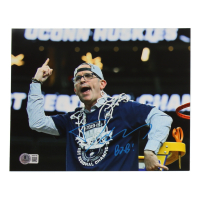 Dan Hurley Signed UConn Huskies 8x10 Photo Inscribed "B2B!" (Beckett) at PristineAuction.com