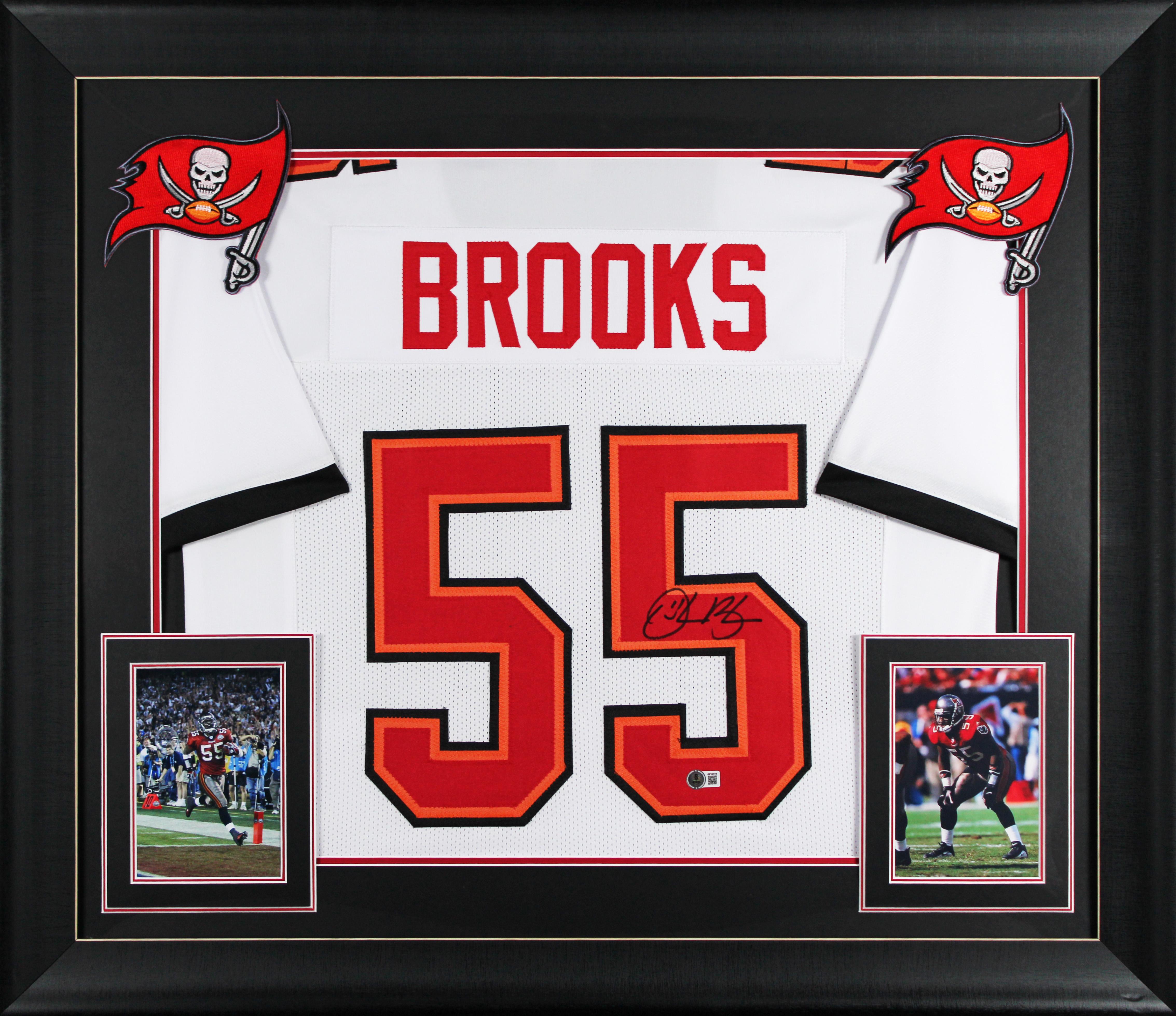Derrick Brooks Signed Custom Framed Jersey (Beckett) at PristineAuction.com Derrick Brooks Signed Custom Framed Jersey (Beckett) at PristineAuction.com