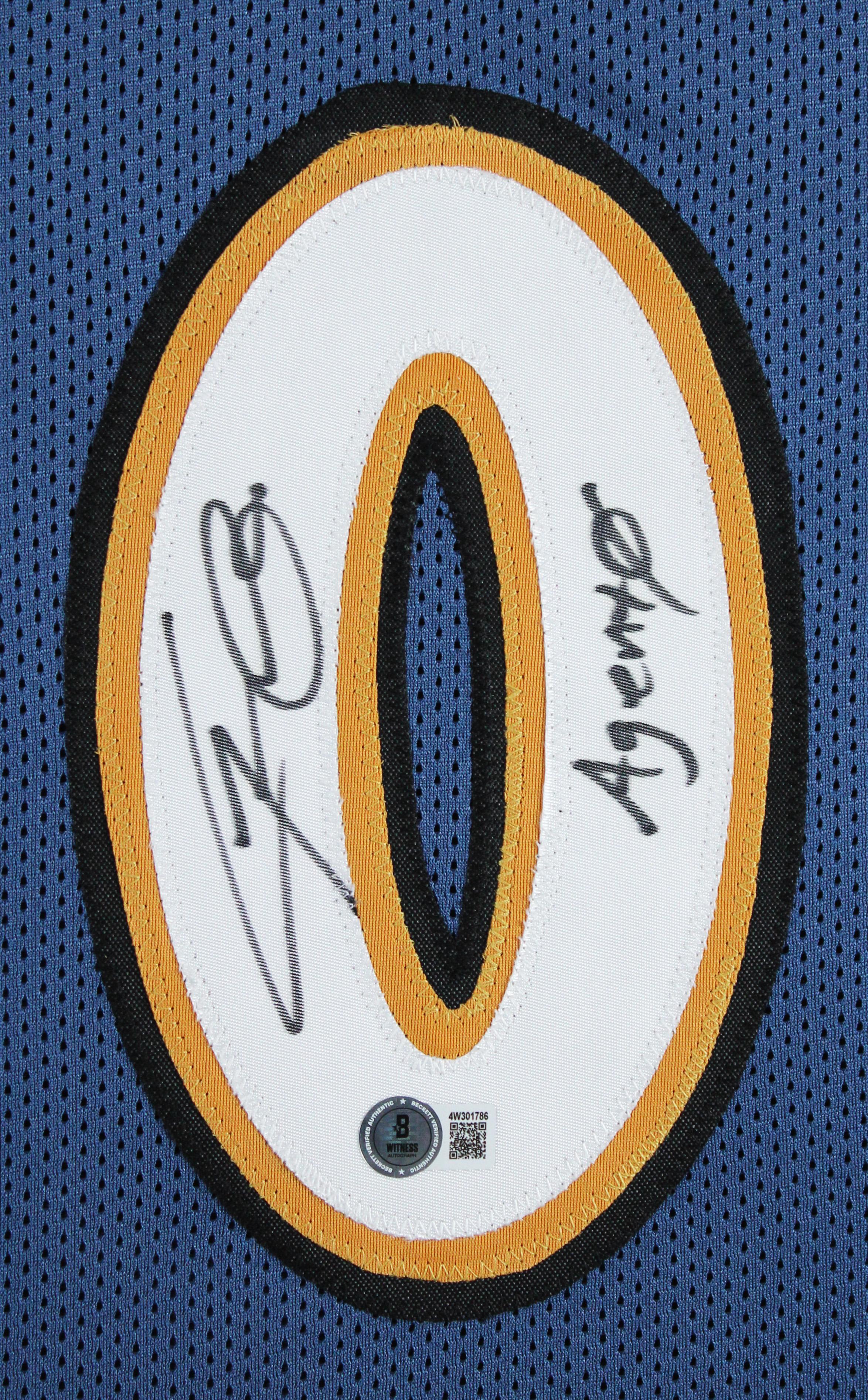 Gilbert Arenas Signed Custom Framed Jersey Inscribed "Agent 0" (Beckett) at PristineAuction.com Gilbert Arenas Signed Custom Framed Jersey Inscribed "Agent 0" (Beckett) at PristineAuction.com