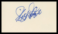 Shirley MacLaine Signed 3x5 Index Card (Beckett) at PristineAuction.com
