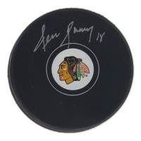 Denis Savard Signed Blackhawks Logo Hockey Puck (Schwartz) at PristineAuction.com