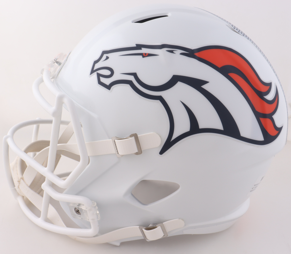 John Elway Signed Broncos Full-Size Speed Helmet (Beckett) at PristineAuction.com John Elway Signed Broncos Full-Size Speed Helmet (Beckett) at PristineAuction.com