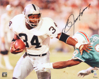Bo Jackson Signed Raiders 16x20 Photo (Beckett) at PristineAuction.com