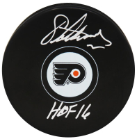 Eric Lindros Signed Flyers Logo Hockey Puck Inscribed "HOF 16" (Schwartz) at PristineAuction.com