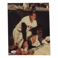 Willie Mays Signed Giants 8x10 Photo (JSA) at PristineAuction.com