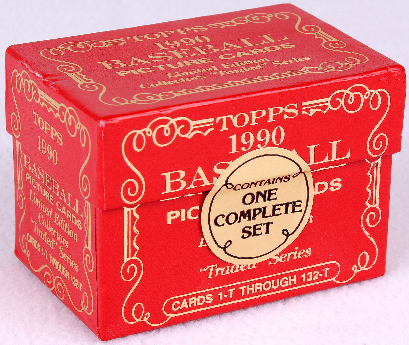 1990 Topps Traded Tiffany Complete Set of (132) Baseball Cards at PristineAuction.com 1990 Topps Traded Tiffany Complete Set of (132) Baseball Cards at PristineAuction.com