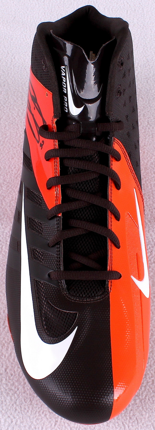 Johnny Manziel Signed Browns Nike Shoe (TSE Hologram) at PristineAuction.com Johnny Manziel Signed Browns Nike Shoe (TSE Hologram) at PristineAuction.com