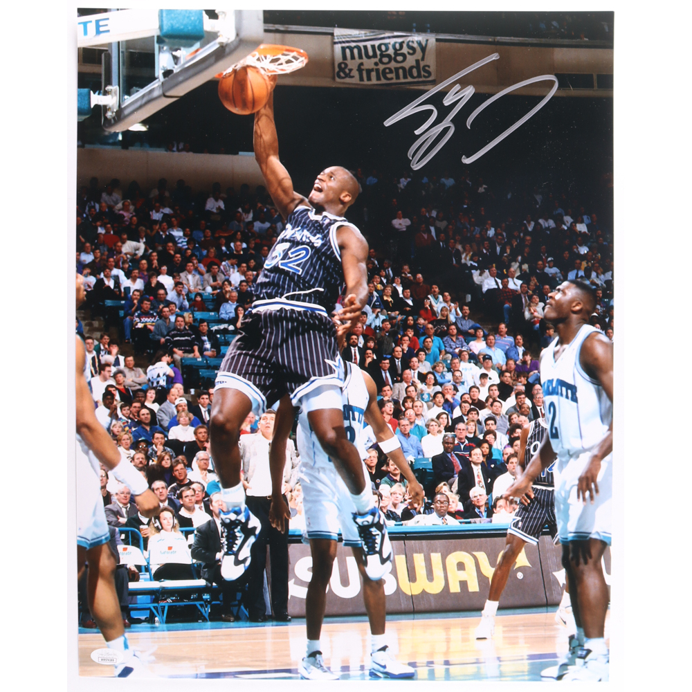 Shaquille O'Neal Signed Magic 16x20 Photo (JSA) at PristineAuction.com