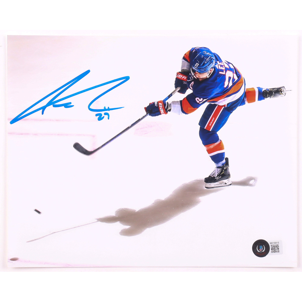 Anders Lee Signed Islanders 8x10 Photo (Beckett) at PristineAuction.com