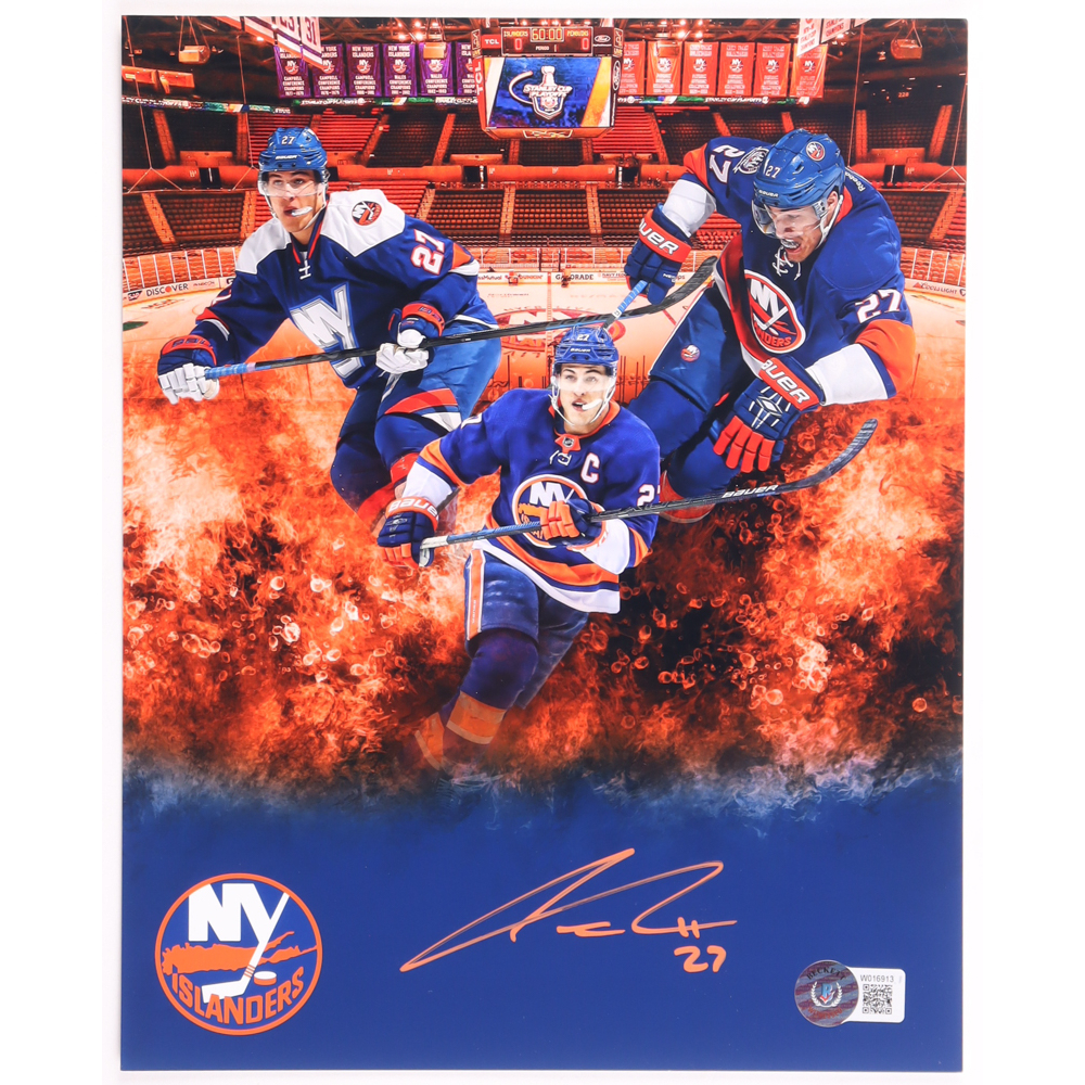 Anders Lee Signed Islanders 8x10 Photo (Beckett) at PristineAuction.com