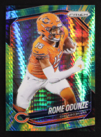 Rome Odunze 2025 Panini Prizm Prizms Hyper #8 #069/200 at PristineAuction.com