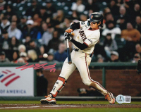 Jung Hoo Lee Signed Giants 8x10 Photo (Beckett) at PristineAuction.com