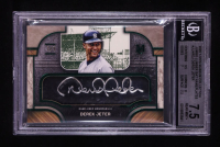 Derek Jeter 2025 Topps Museum Collection Jumbo Lumber Bat Nameplates #JLNRDJ #1/1 (BGS 7.5) at PristineAuction.com